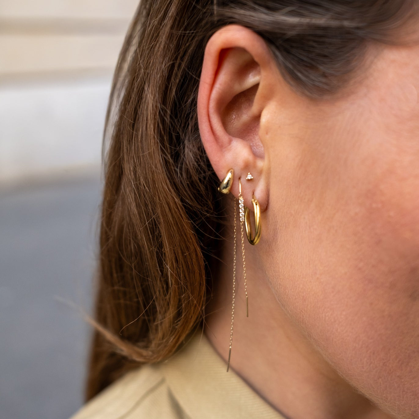 TWISTED HOOPS
