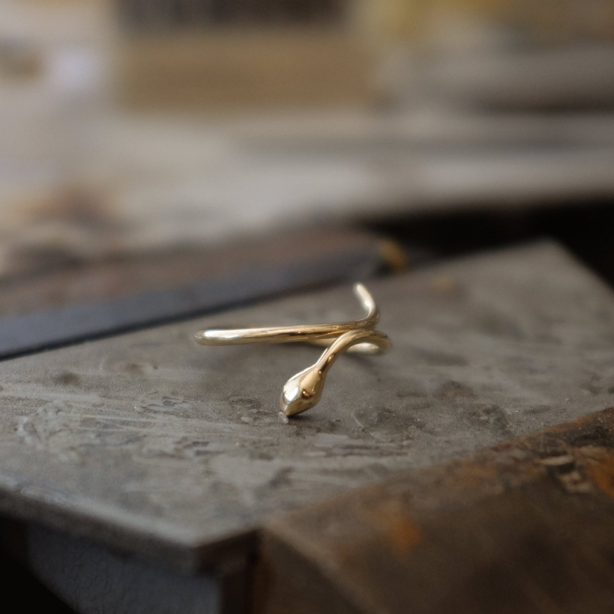 SINGLE SNAKE RING