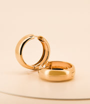 SHORT BOLD HOOPS