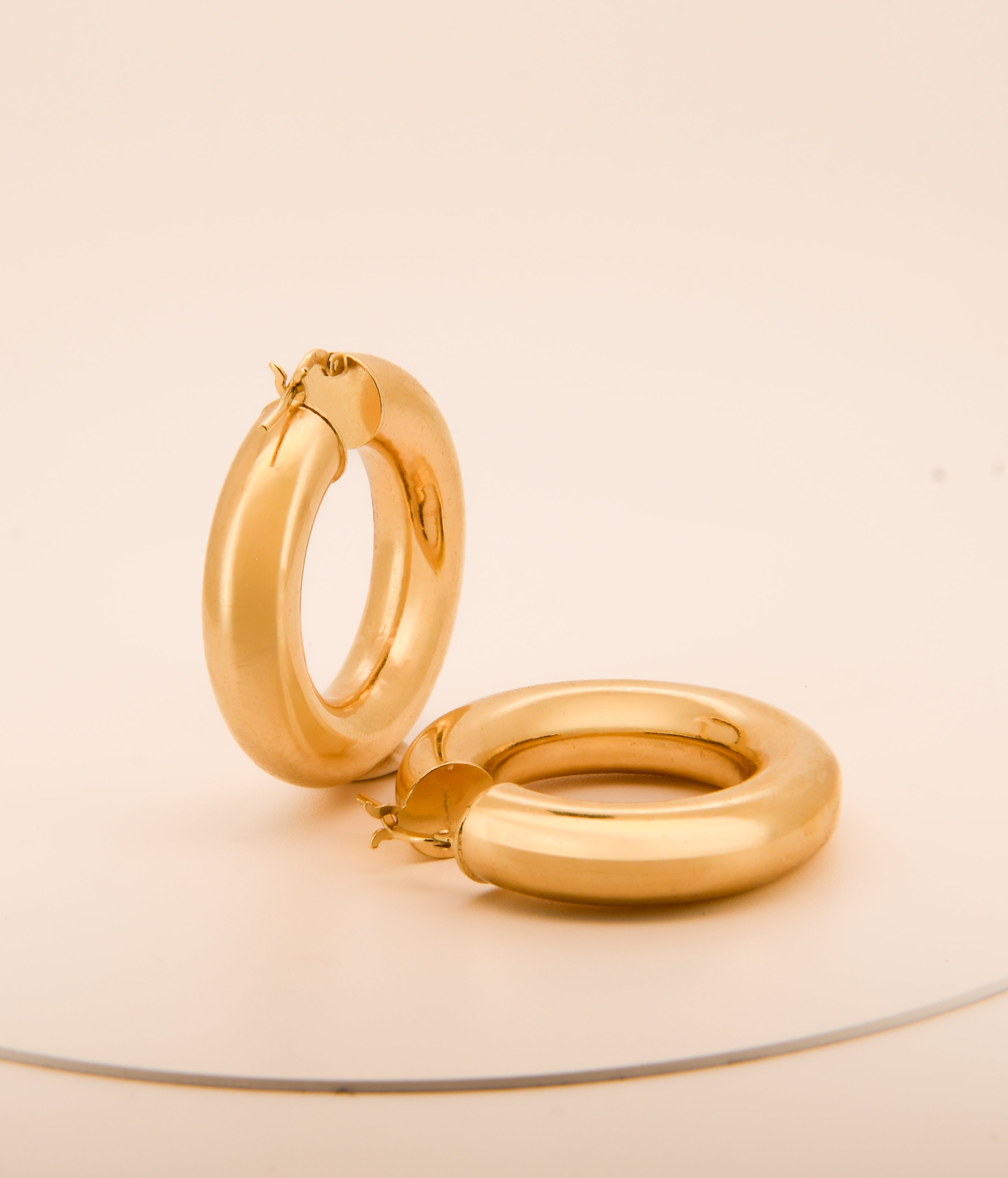 BOLD HOOPS