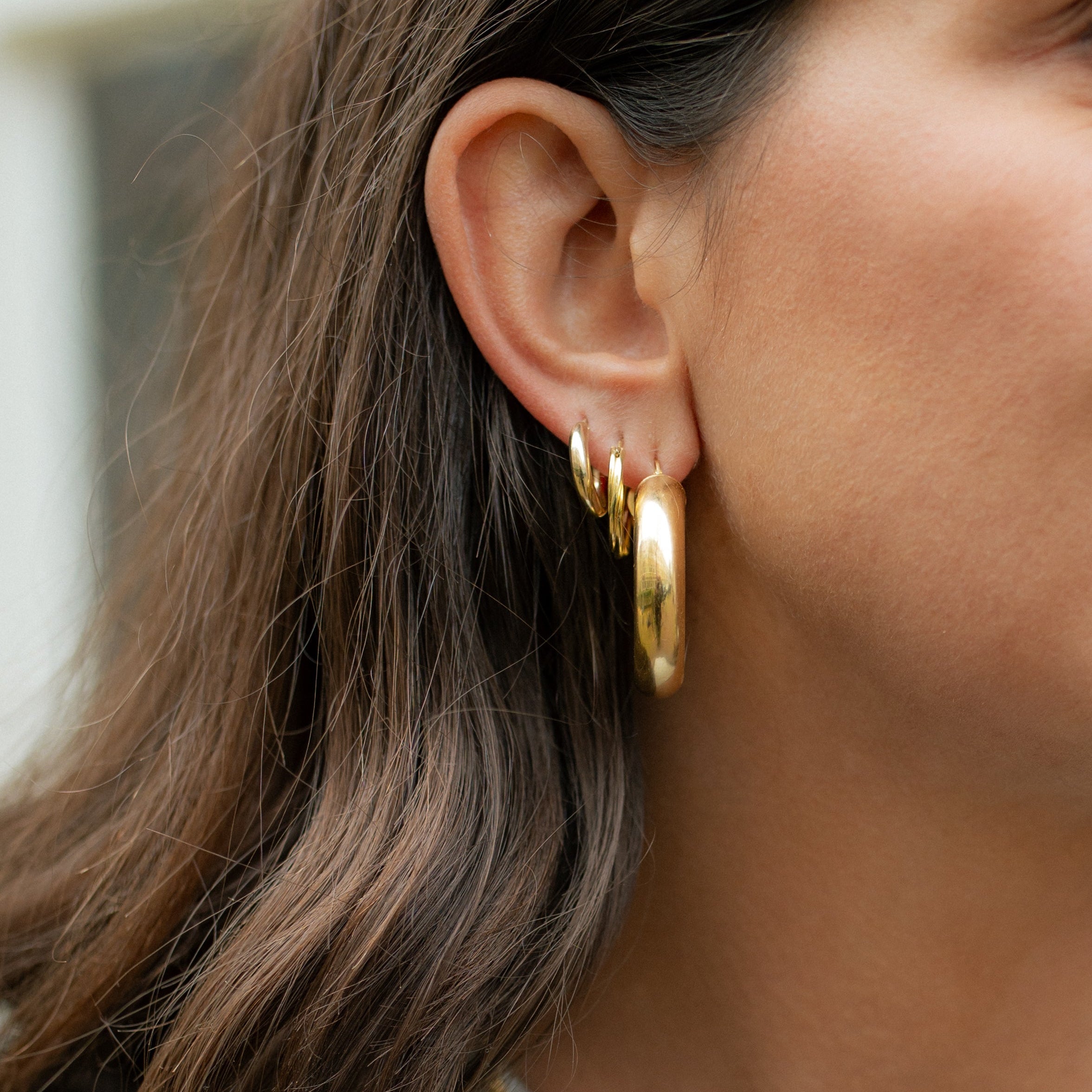 TWISTED HOOPS